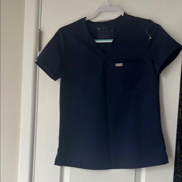 Figs scrub top - Picture 1 of 1